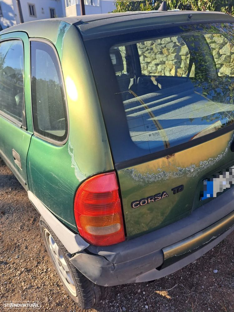 Opel Corsa - 10