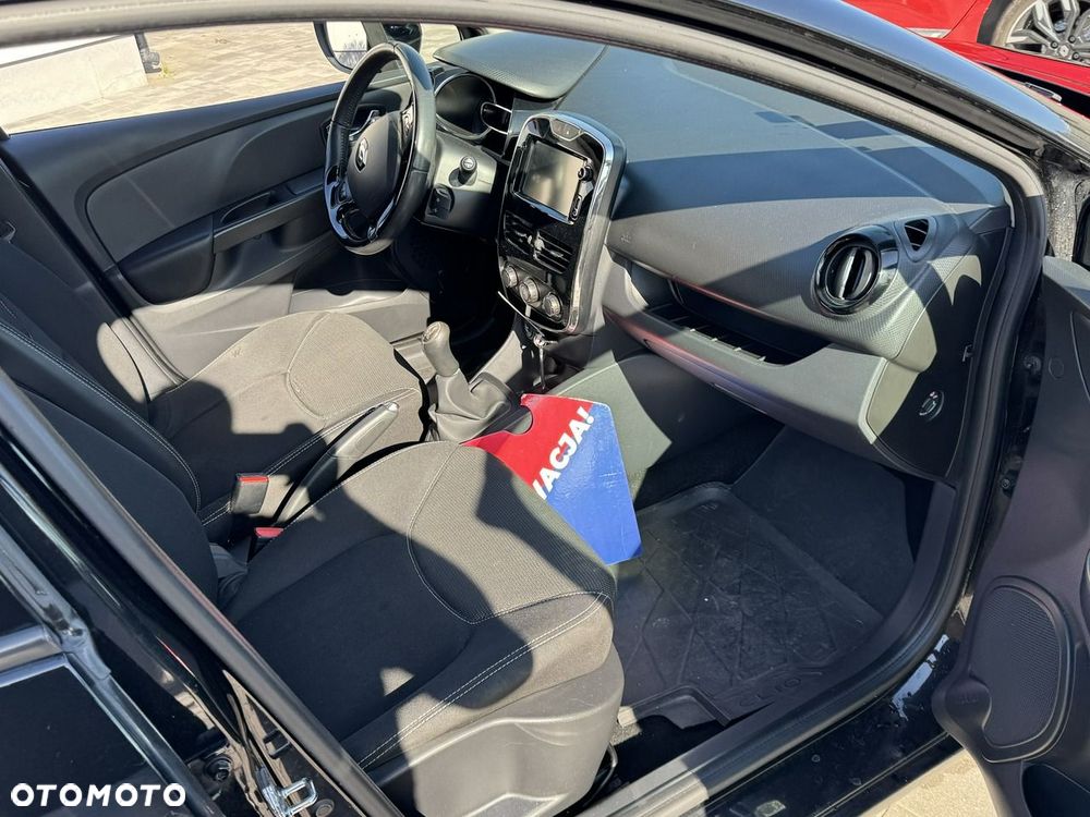 Renault Clio - 7