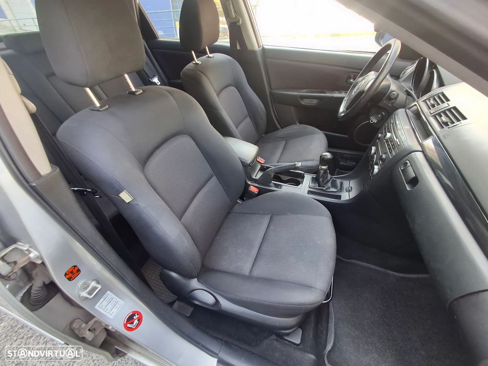 Mazda 3 Hatchback MZ-CD 1.6 Comfort - 12