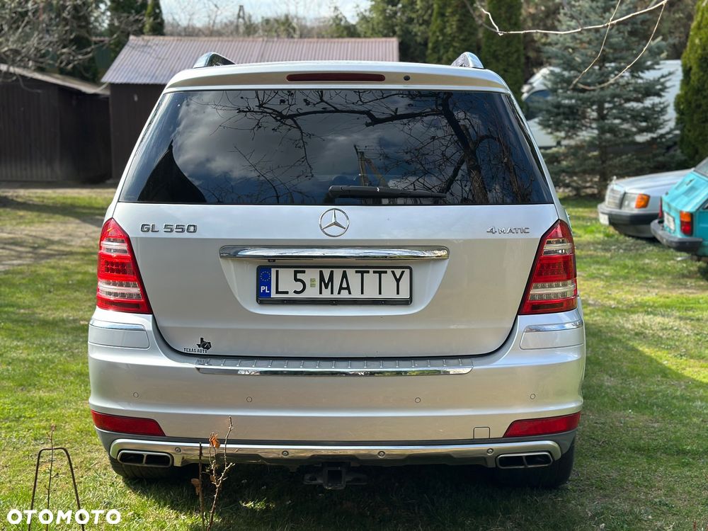 Mercedes-Benz GL - 9
