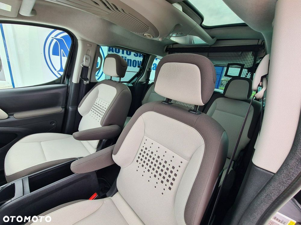 Citroën Berlingo Multispace HDi 115 FAP Selection - 17