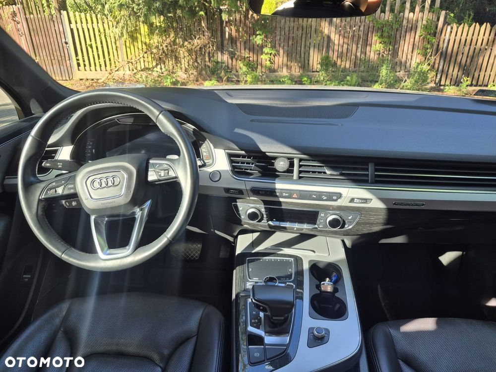 Audi Q7 - 6