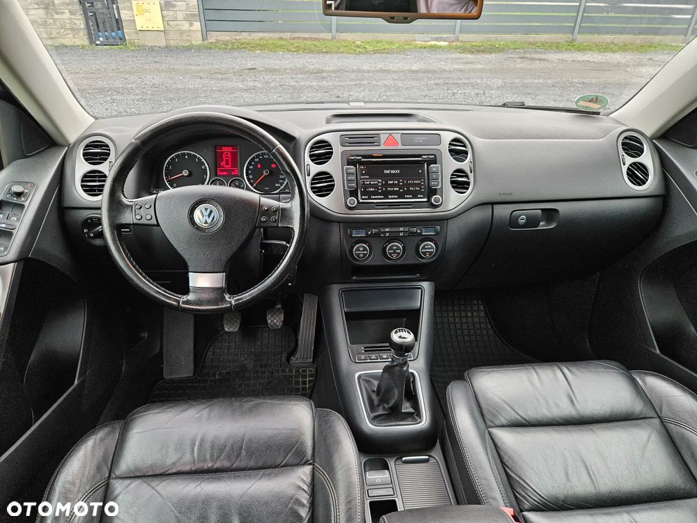 Volkswagen Tiguan 1.4 TSI BlueMotion Technology Sport & Style - 9