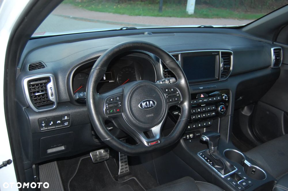 Kia Sportage 2,0 CRDI AWD GT Line - 26