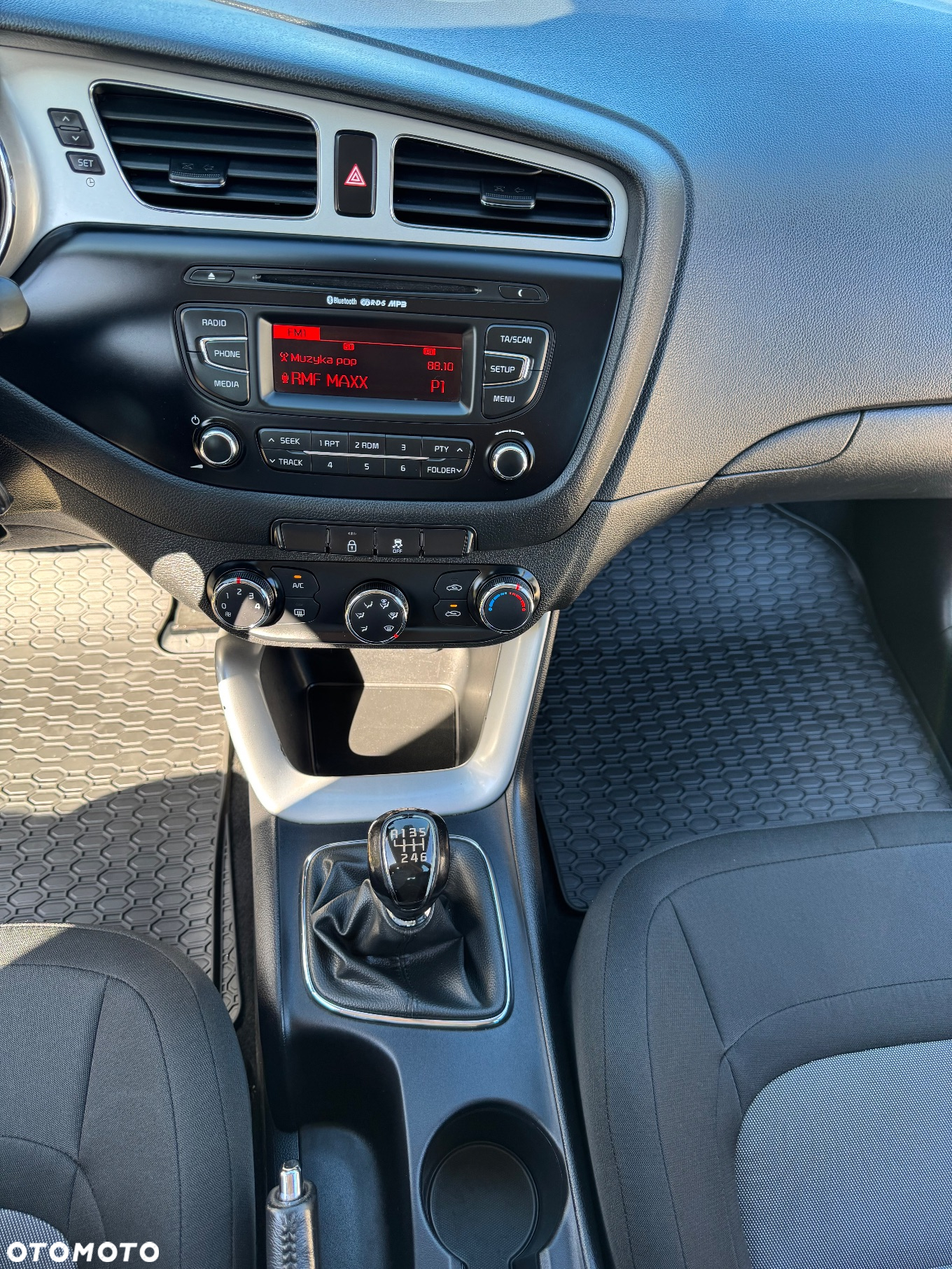 Kia Ceed Cee'd 1.6 GDI M - 32