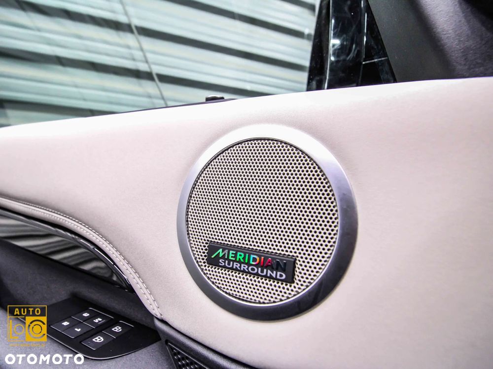 Land Rover Discovery ver-v-3-0-d250-mhev-r--dynamic-hse - 40