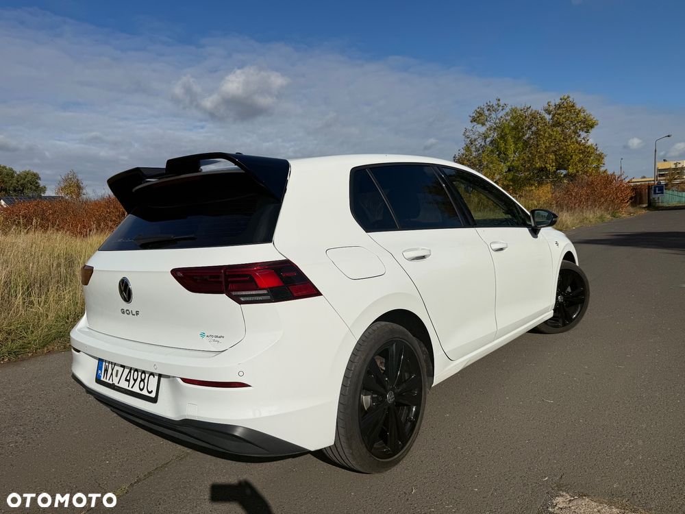 Volkswagen Golf VIII 1.0 TSI - 2
