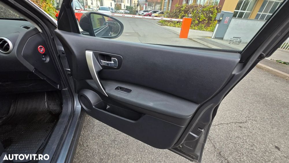 Nissan Qashqai+2 - 2