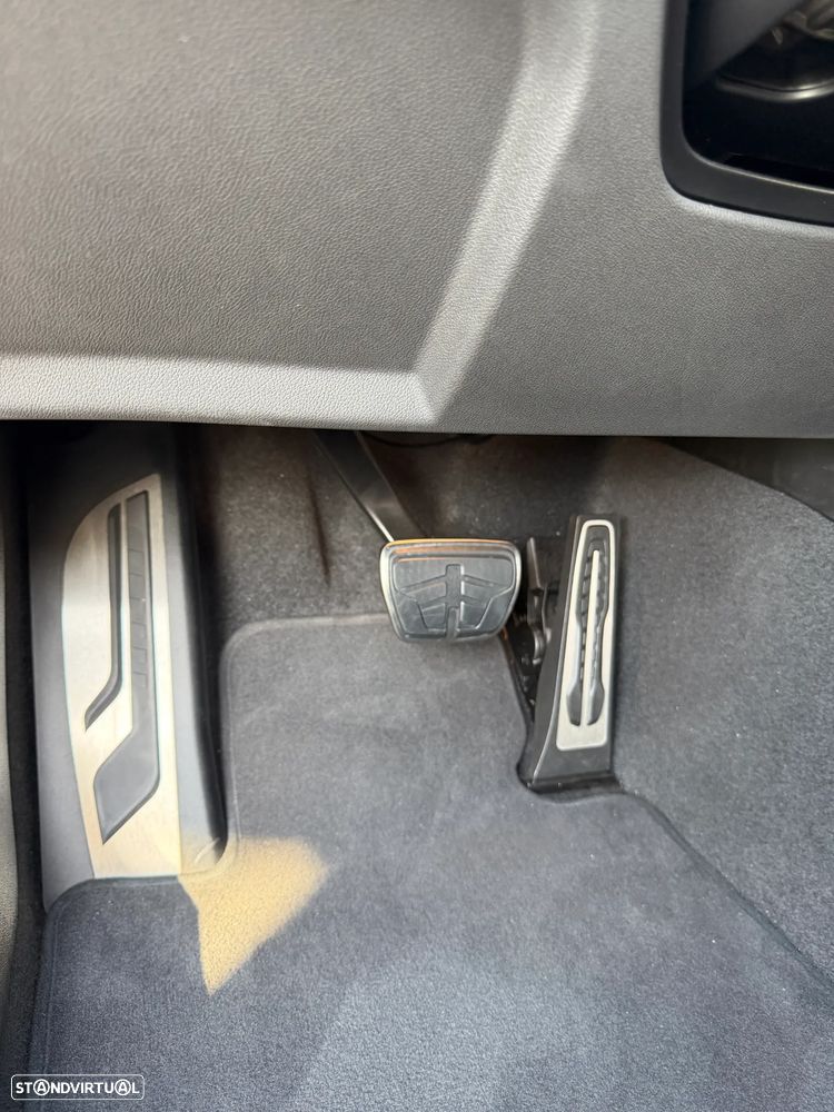 BMW 218 i Pack Desportivo M Pro Auto - 16