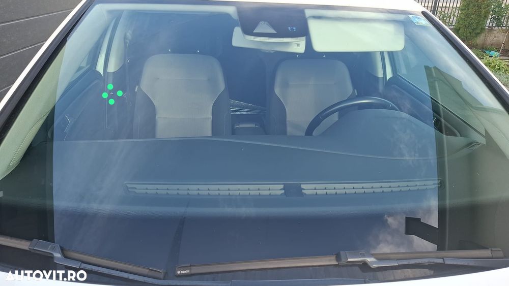 Volkswagen Golf e-Golf - 19