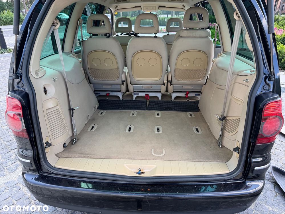 Volkswagen Sharan 1.8T Comfortline Tiptr - 18
