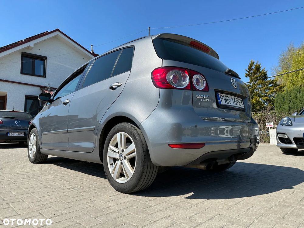 Volkswagen Golf Plus - 32