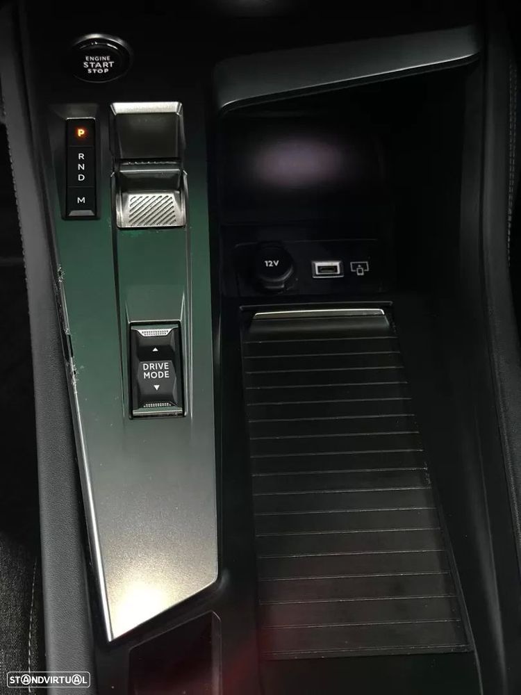 Peugeot 308 SW BlueHDi 130 EAT8 Allure - 16