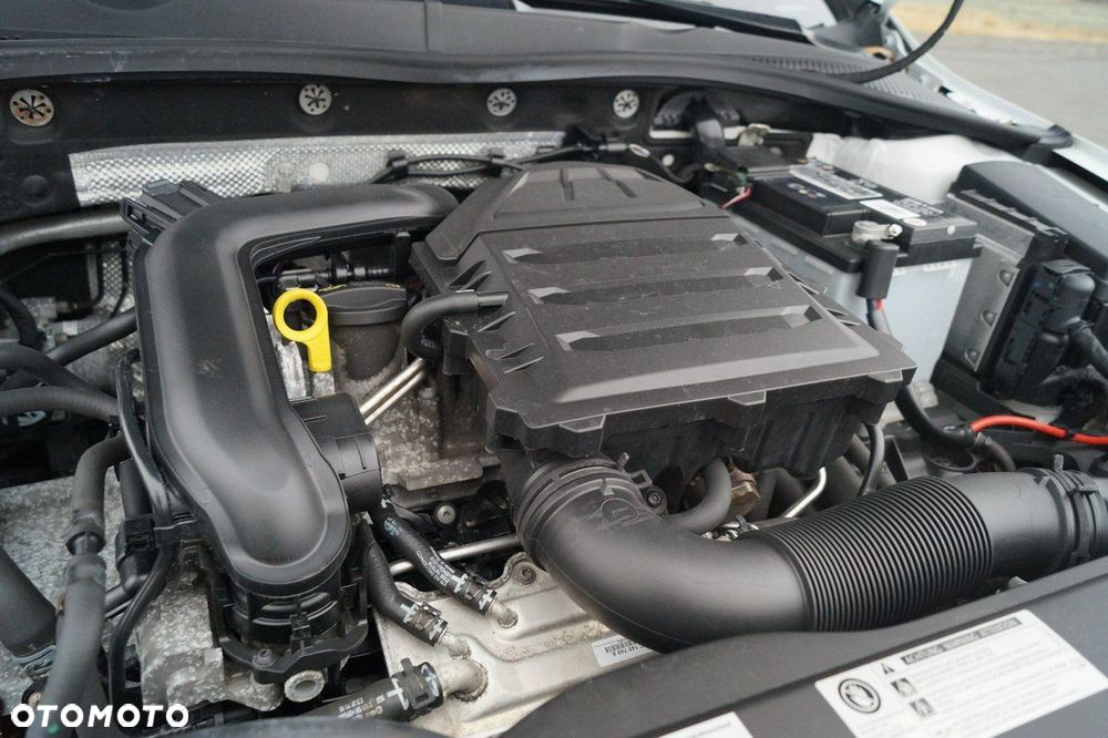 Volkswagen Golf - 27