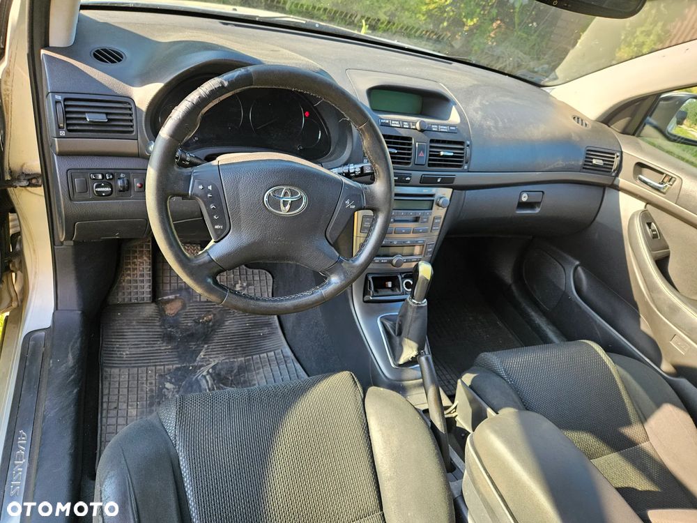 Toyota Avensis 1.8 VVT-i Sol - 5