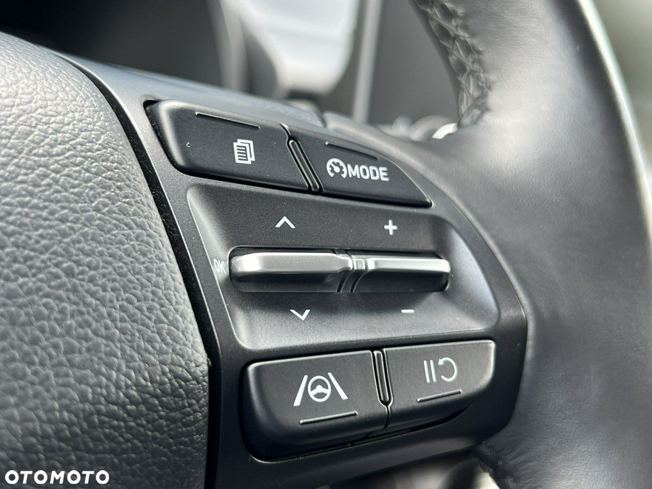 Hyundai Kona - 16