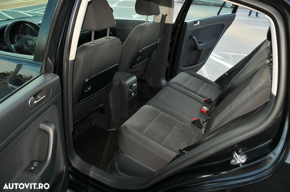 Volkswagen Golf Plus 1.6 DSG Comfortline - 14