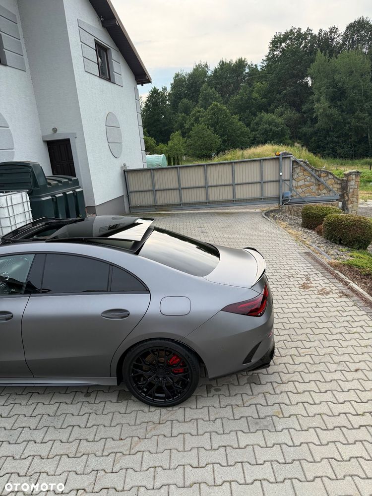 Mercedes-Benz CLA - 23