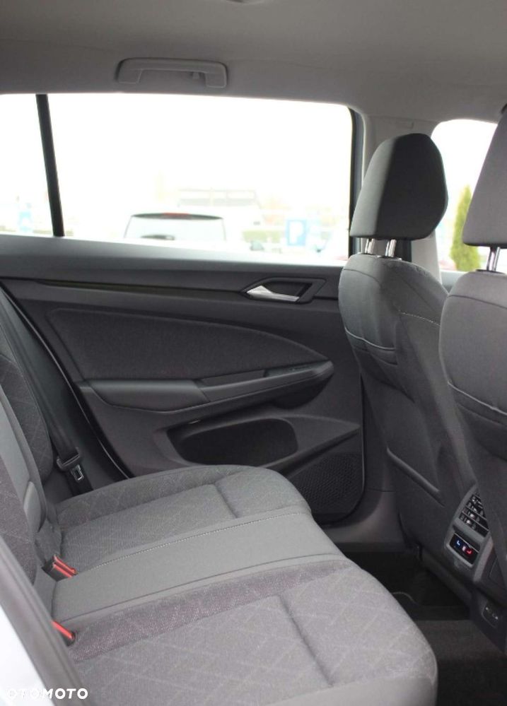 Volkswagen Golf - 19