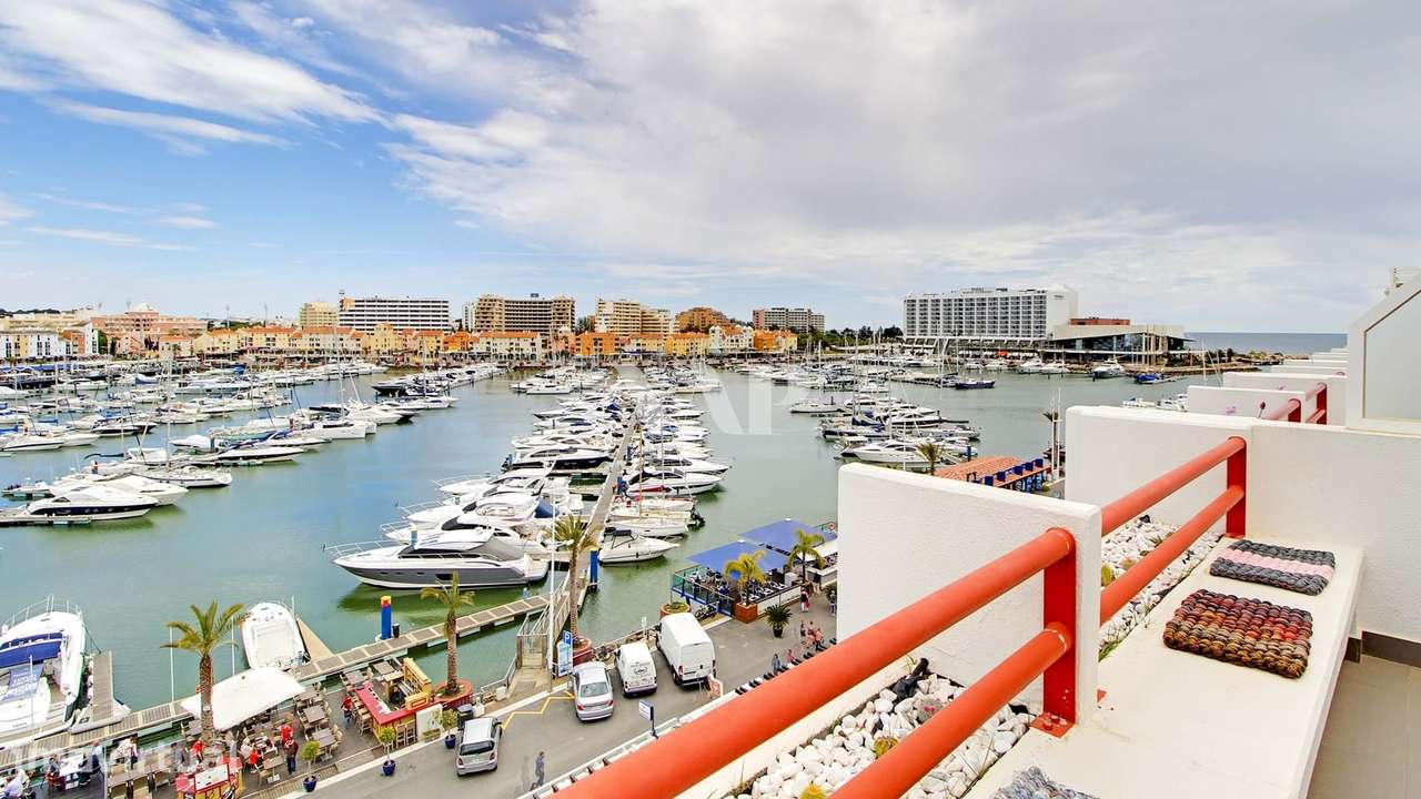 Apartamento de luxo T2 triplex na Marina de Vilamoura - Grande imagem: 4/35