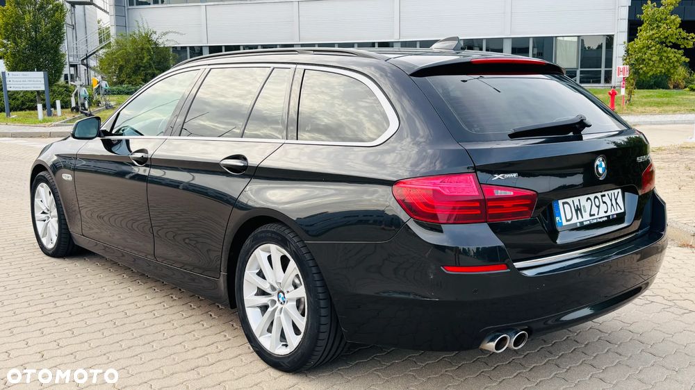 BMW Seria 5 525d xDrive Luxury Line - 3