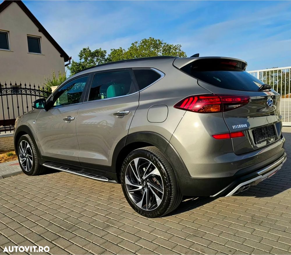 Hyundai Tucson 2.0 CRDI 4WD Automatik Premium - 14