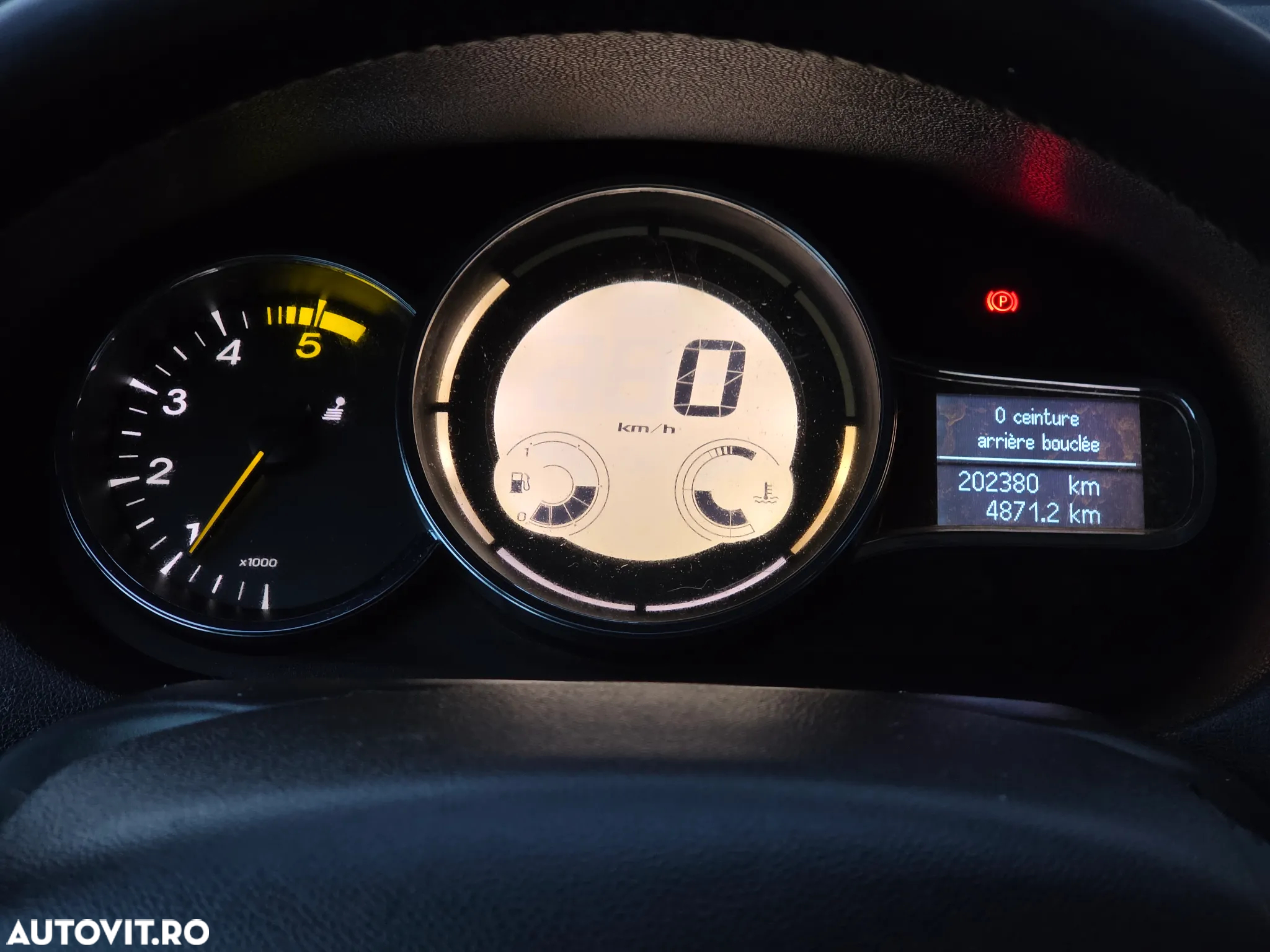 Renault Megane ENERGY dCi 130 INTENS - 22