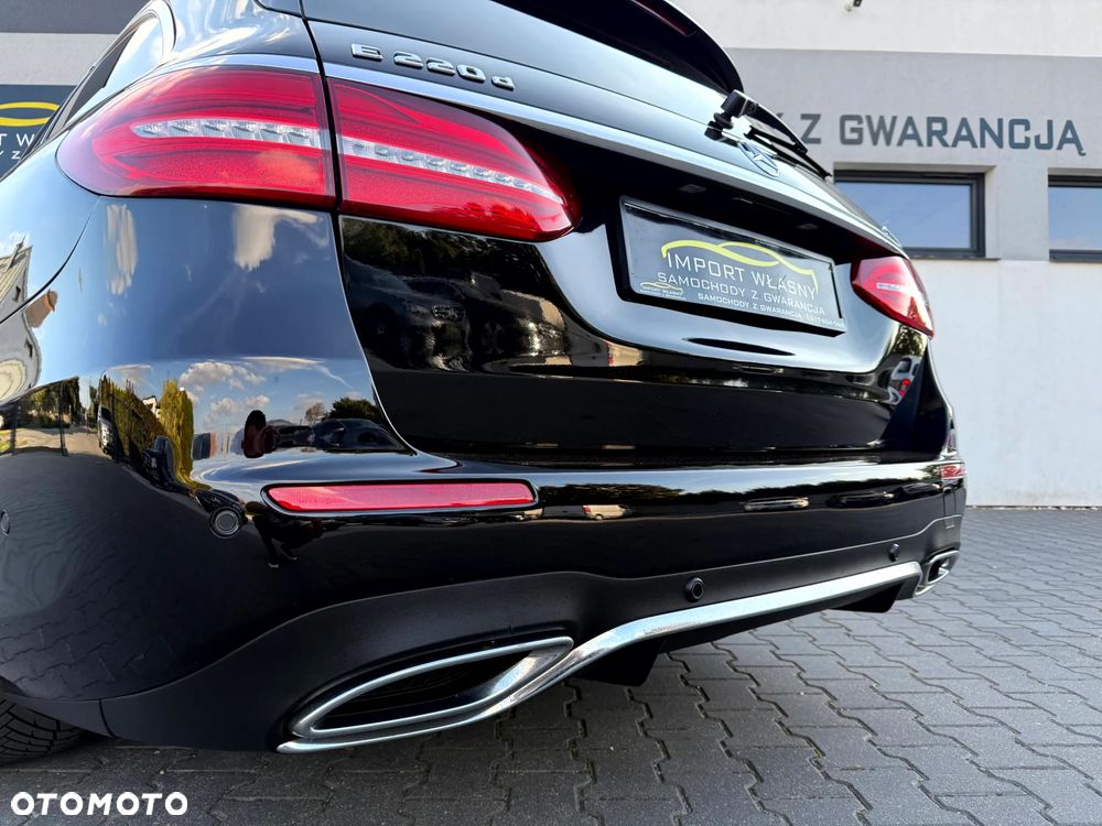 Mercedes-Benz Klasa E 220 d 4Matic 9G-TRONIC AMG Line - 38