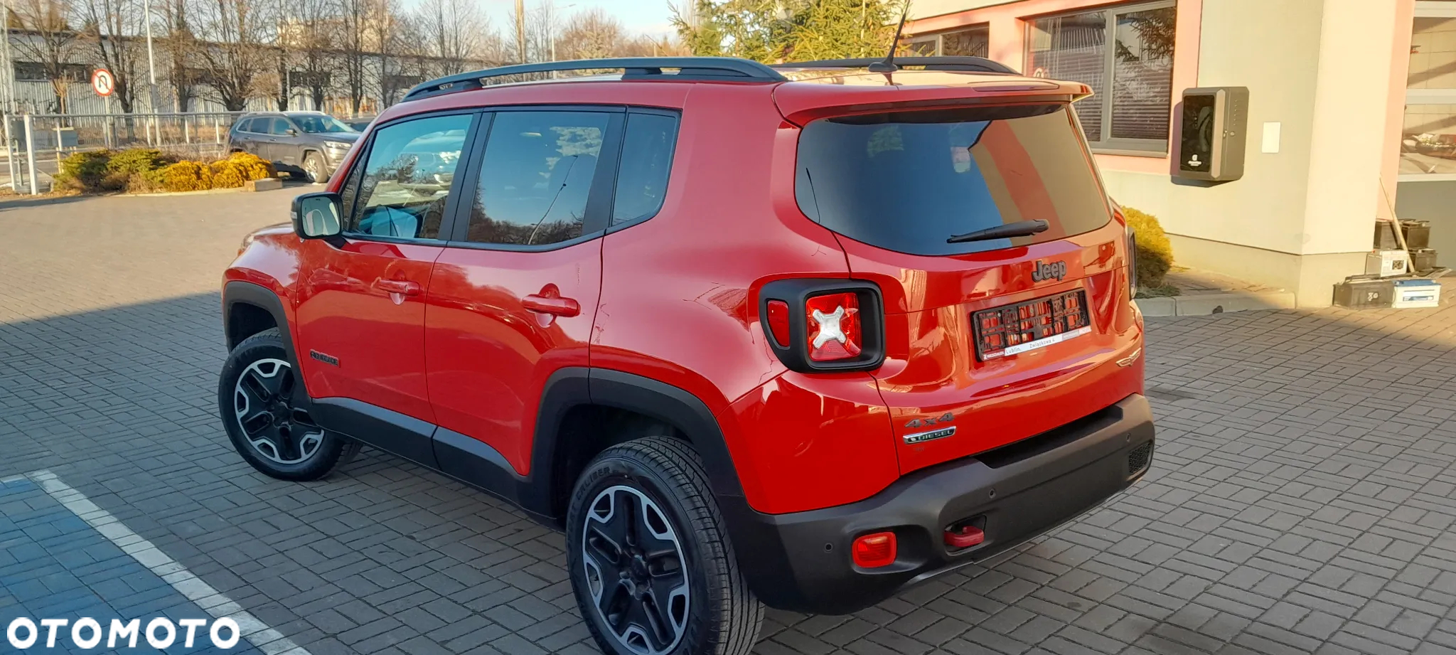 Jeep Renegade 2.0 MultiJet Trailhawk 4WD S&S - 28