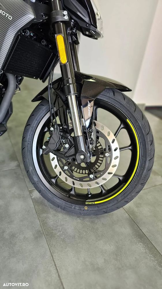 CF Moto 300NK ABS - 10