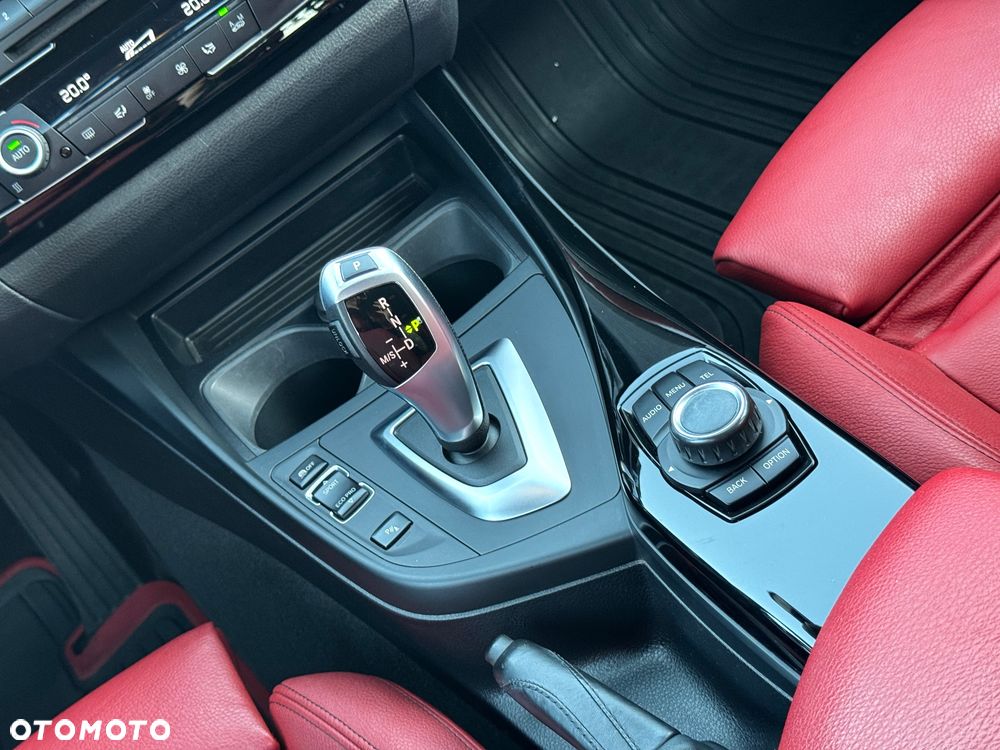 BMW Seria 1 118i Sport Line - 14