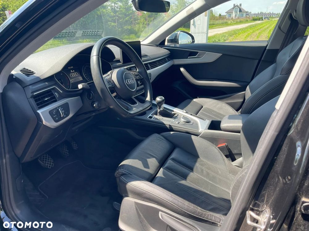 Audi A4 Avant 35 TFSI sport - 13