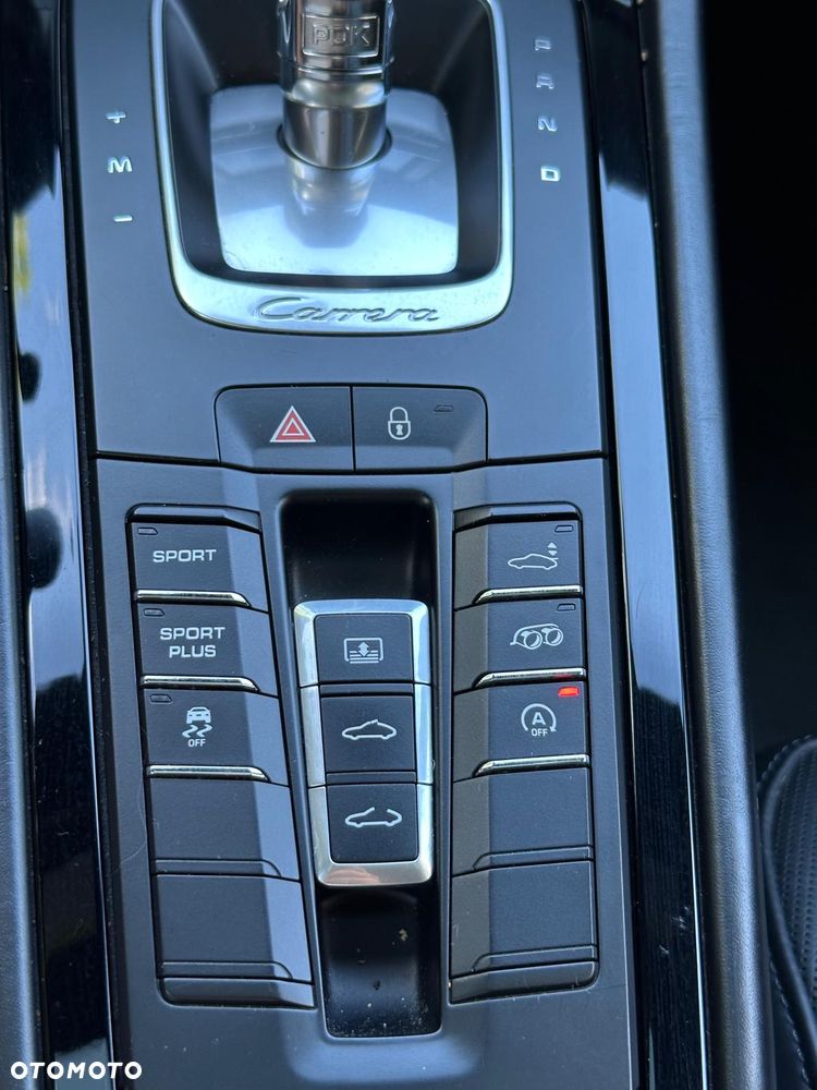 Porsche 911 Carrera PDK Black Edition - 15