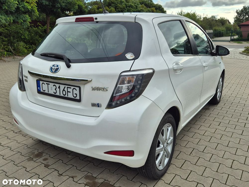 Toyota Yaris - 5
