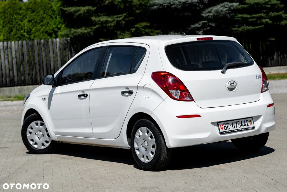 Hyundai i20 1.2 Trend - 10