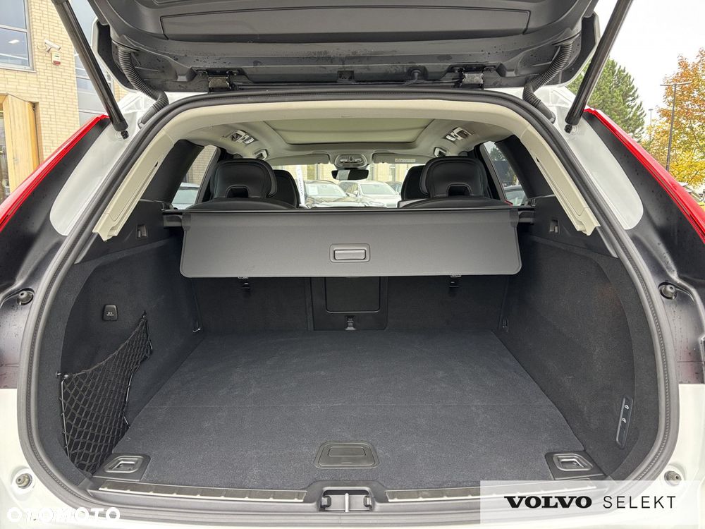 Volvo XC 60 - 25