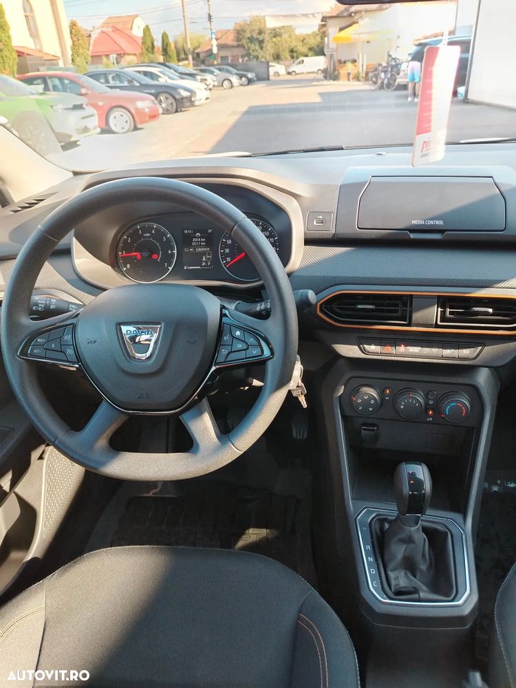 Dacia Sandero - 6