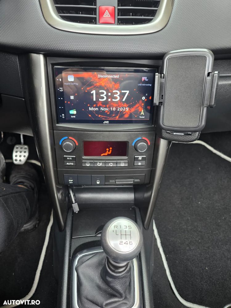 Peugeot 207 155 THP Premium - 12