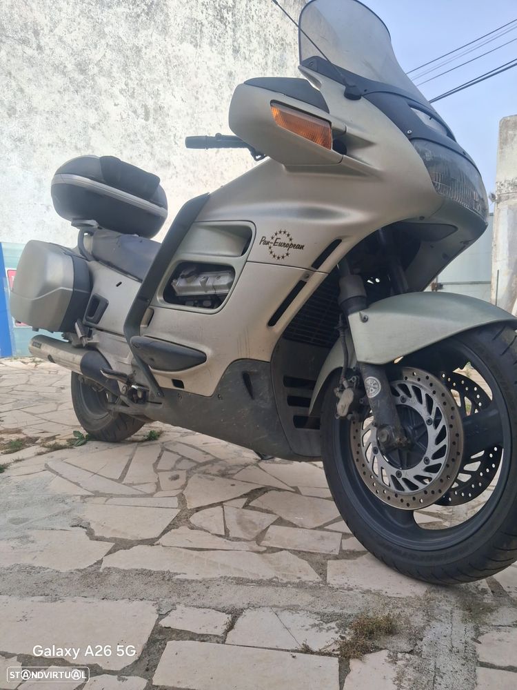Honda Pan European - 1