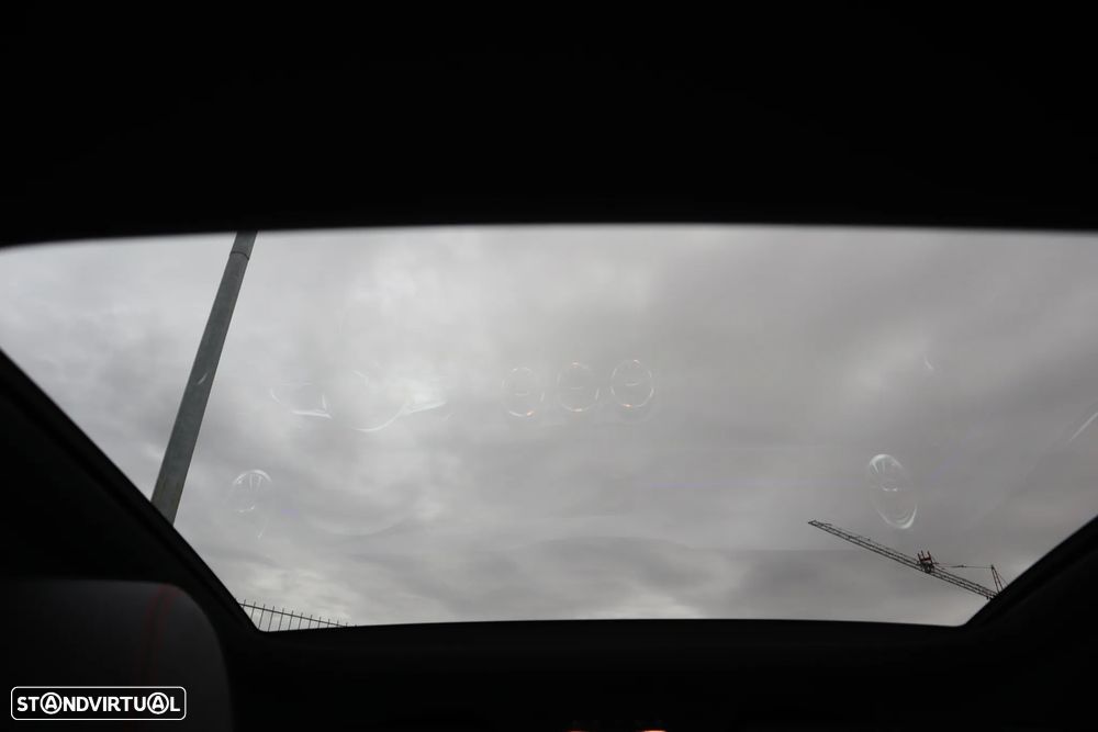 Mercedes-Benz A 250 Limousine e 8G-DCT AMG Line - 11