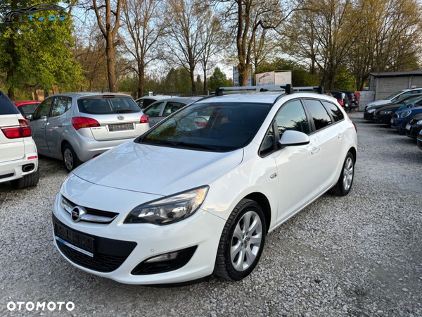 Opel Astra IV 1.4 T Cosmo S&S EU6