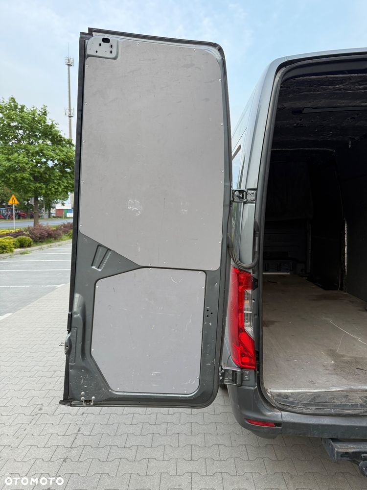 Mercedes-Benz Sprinter 3.0 V6 7G Tronic Maxi - 10