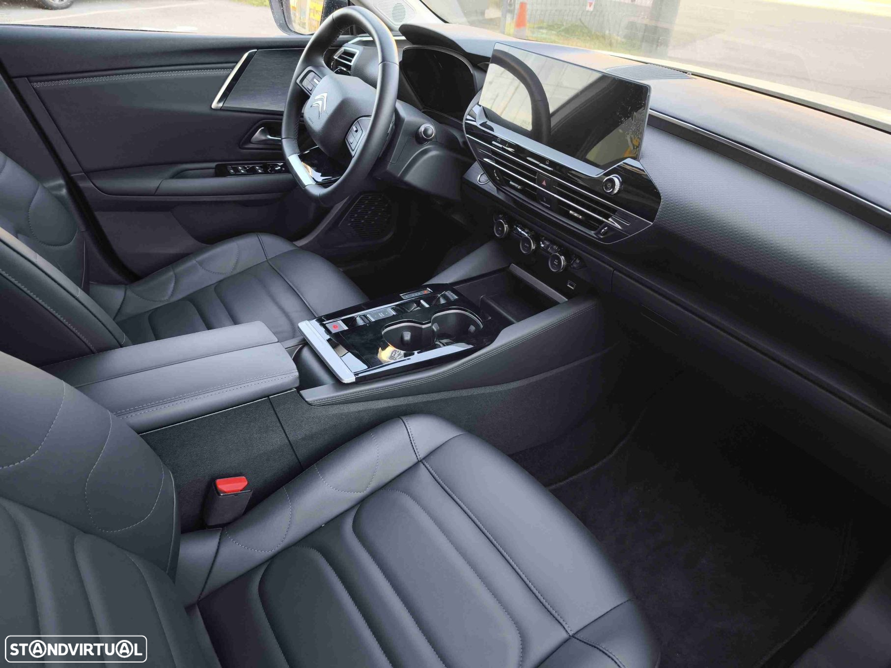 Citroën C5 X 1.2 PureTech Shine EAT8 - 11