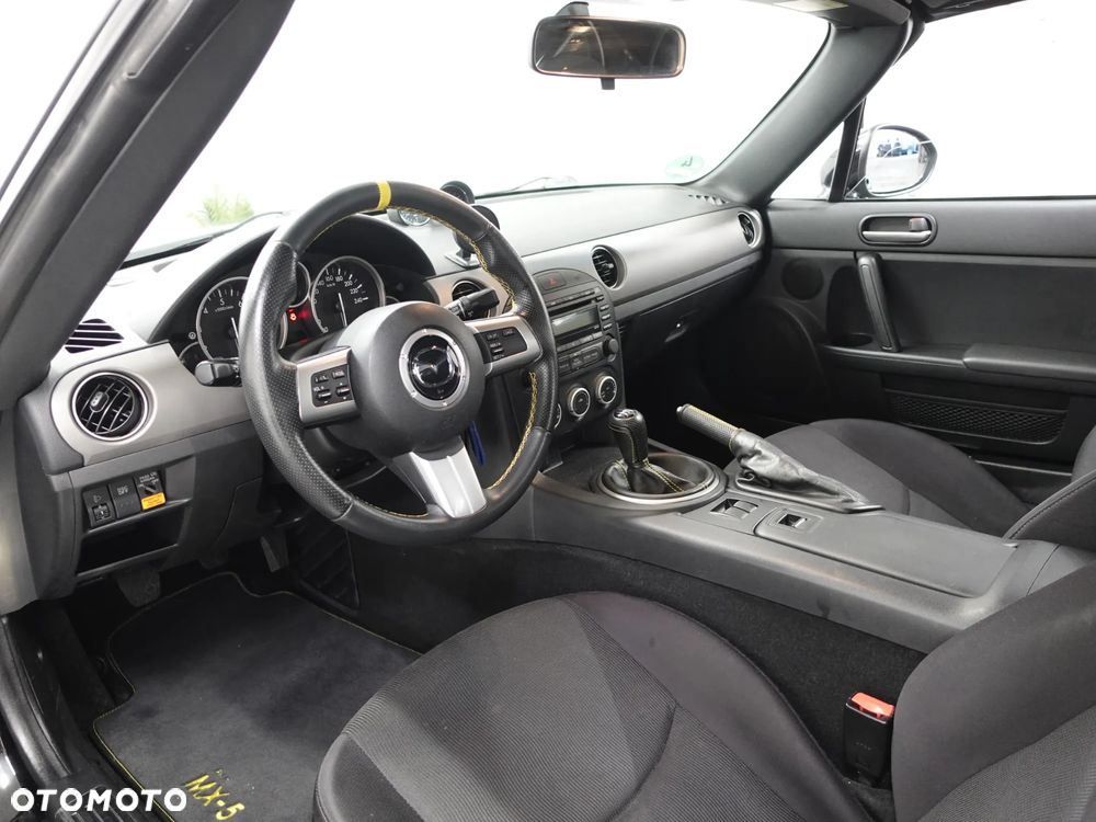Mazda MX-5 - 23
