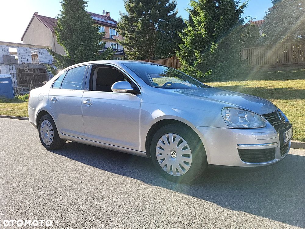 Volkswagen Jetta 1.9 TDI DPF Comfortline BlueMotion - 3