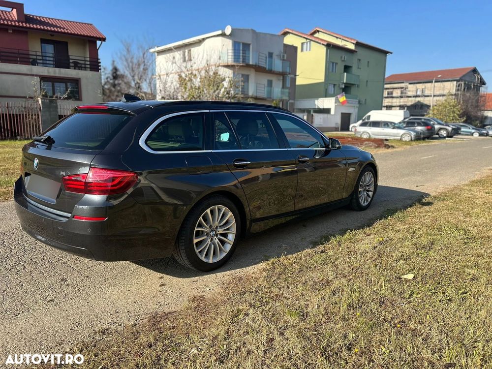 BMW Seria 5 520d xDrive AT - 13