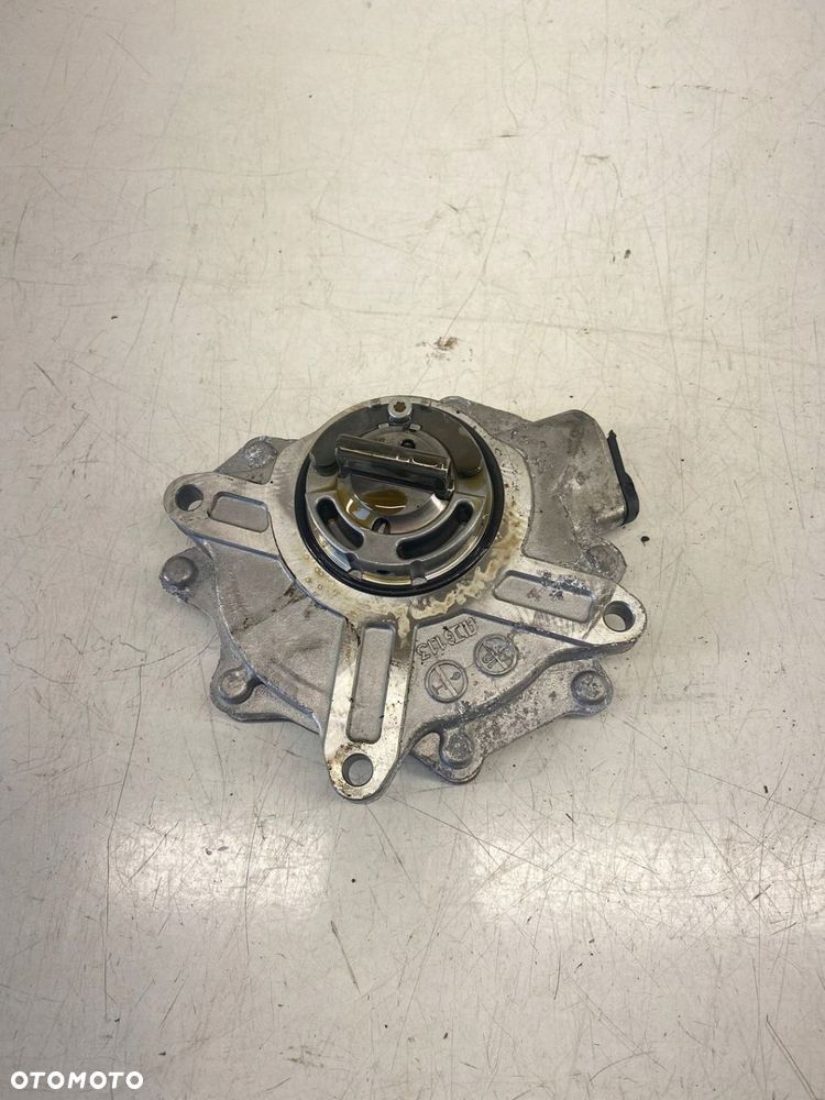 POMPA VACUM BMW E90 E60 E87 N43 724807220 - 2