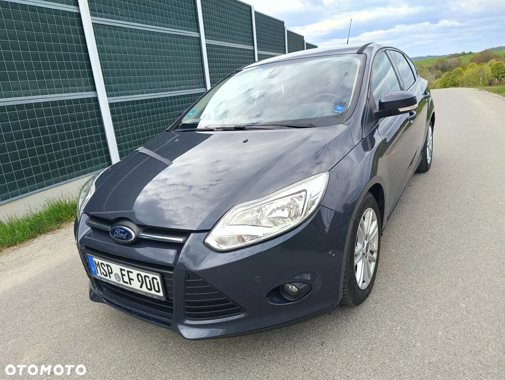 Ford Focus 1.6 TDCi DPF Champions Edition - 17