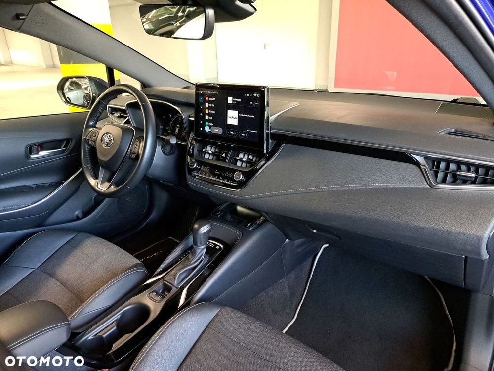Toyota Corolla 1.8 Hybrid Style - 18