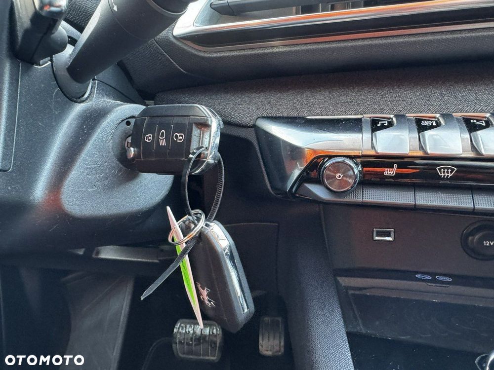 Peugeot 5008 1.5 BlueHDi Allure Pack S&S EAT8 - 29